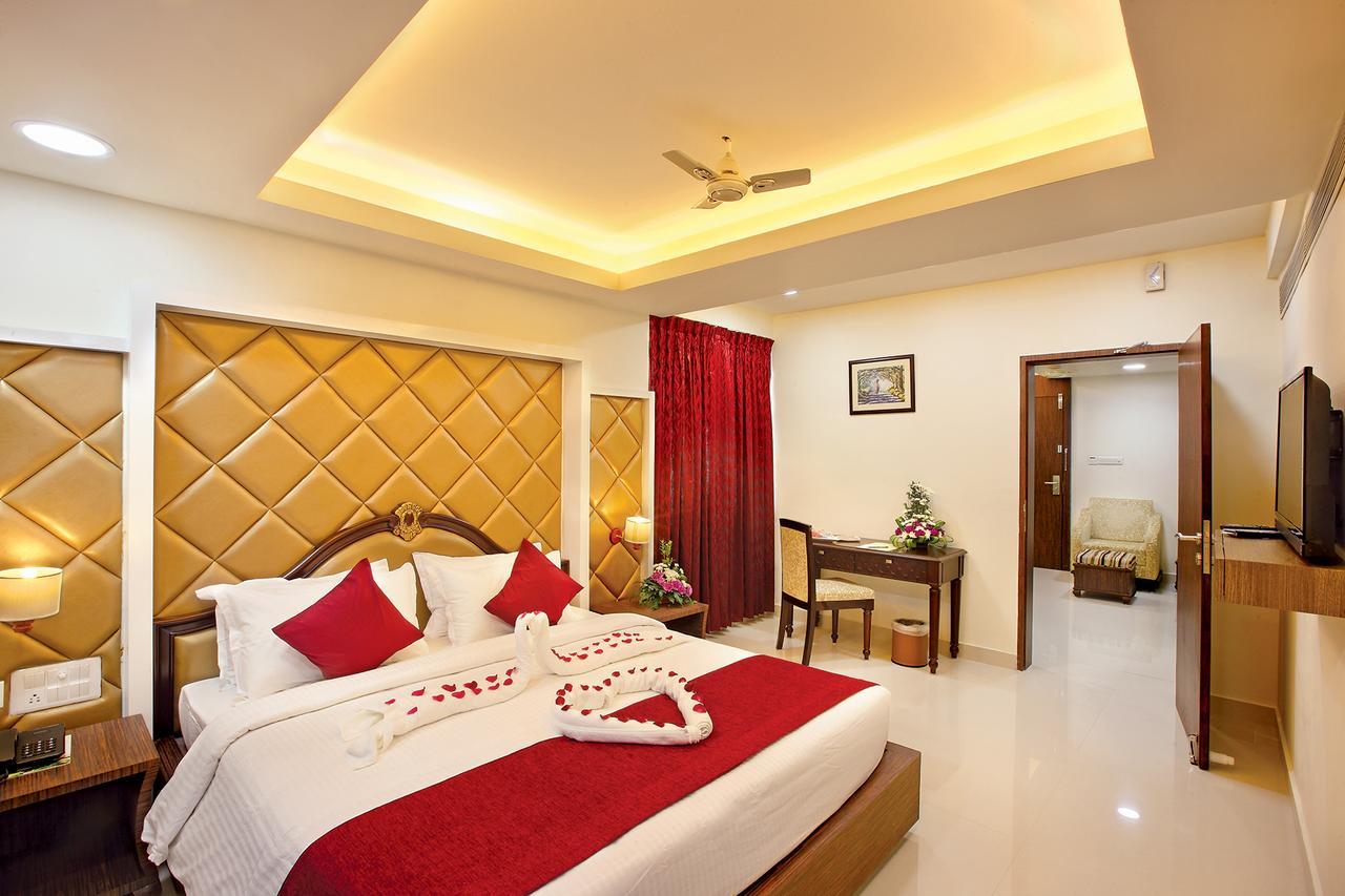 Joyees Residency Hotel Kottajam Kültér fotó
